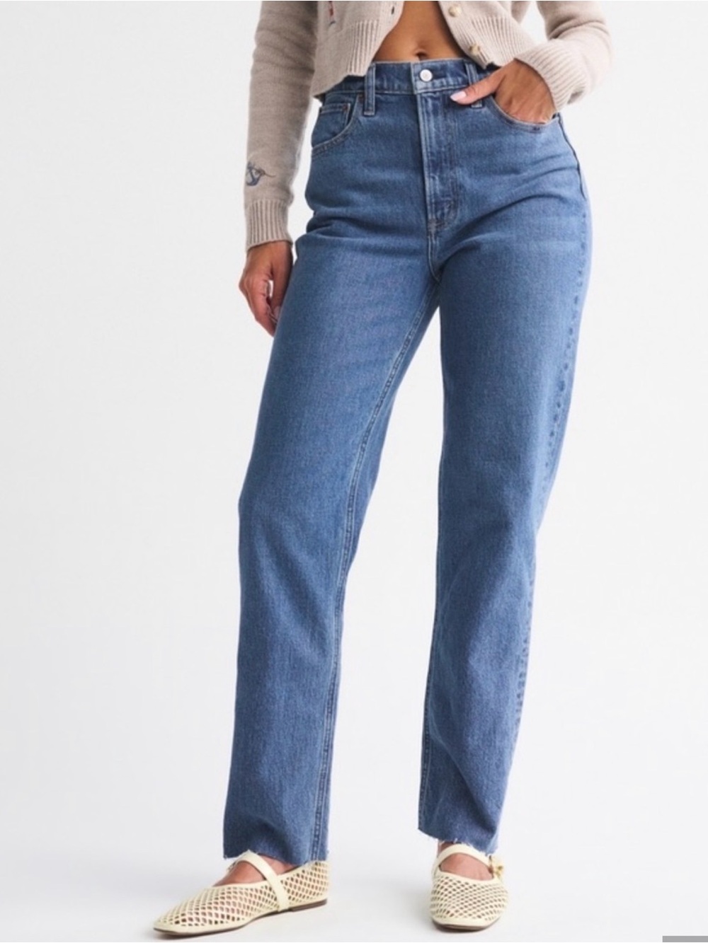 33. Abercrombie | The 90s Straight Jean | 10L 30